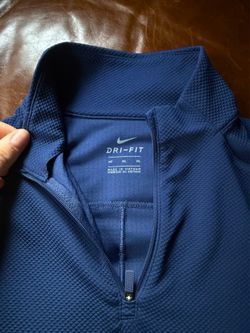 Nike Dry Fit Pullover Medium