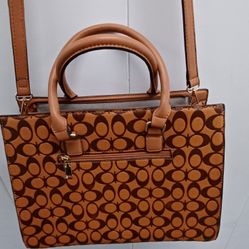 Purse Tote Bag with Strap. Color: Dark Tan and Brown 2-Zippered Pockets