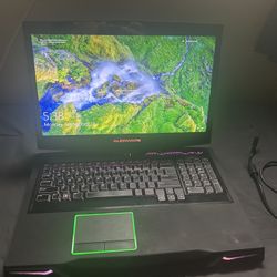 ALIENWARE GAMING LAPTOP