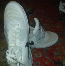 Nike Air Max White Low-Top Sneakers