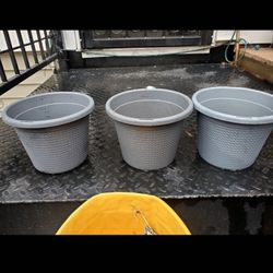 FREE Grey Planter  5 To 7 Inches 