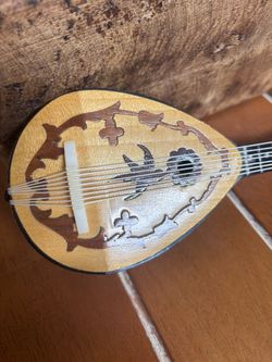 Italian Mandolin music box with Inlay Work