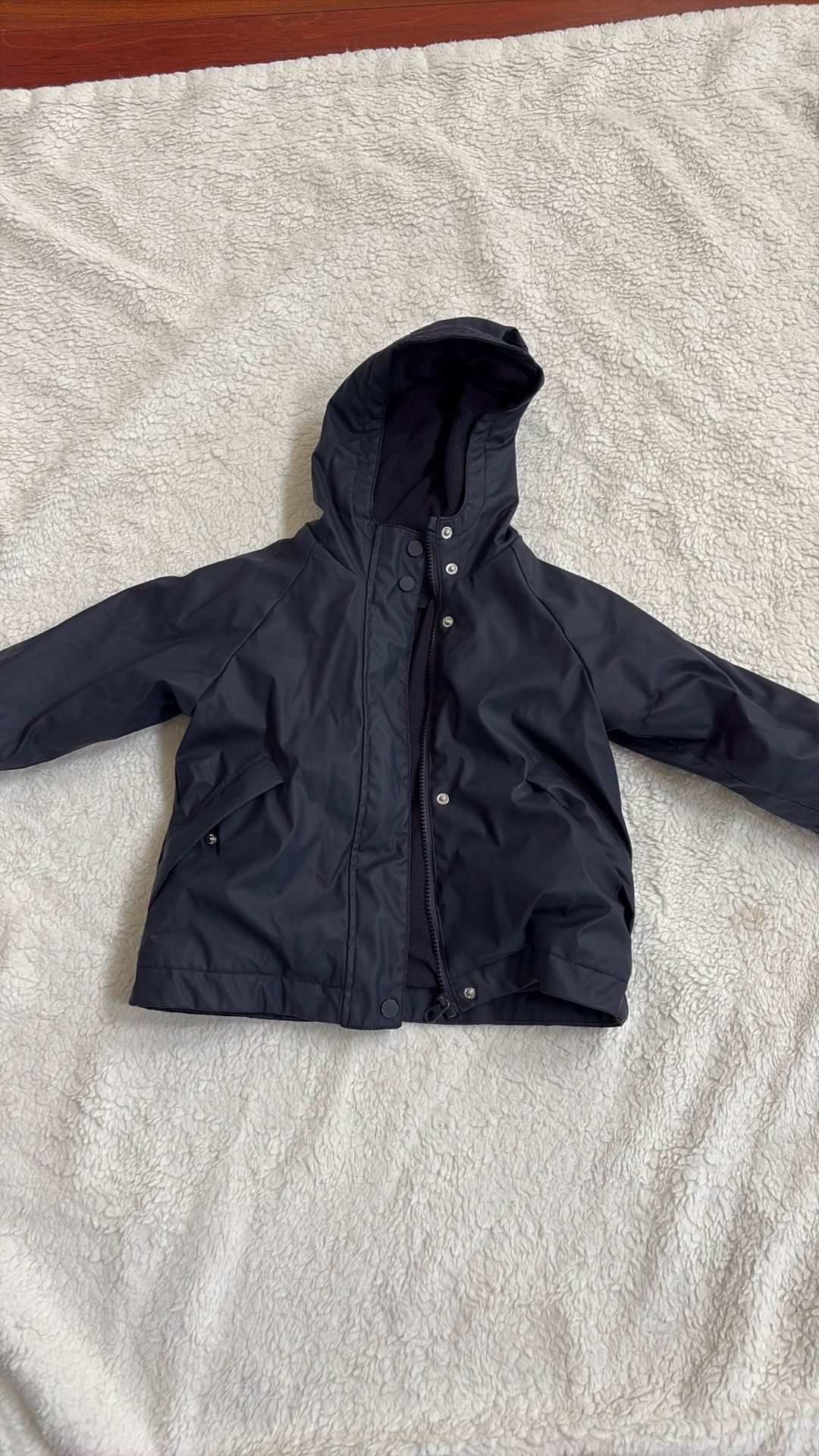 Water repellent rain coat/winter coat for 2-3 year old