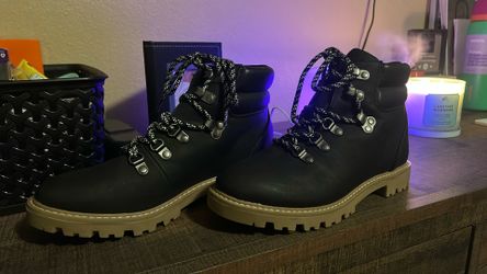 Women’s Boots
