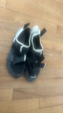 Rock climbing shoes