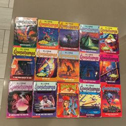 Vintage goosebumps books lot
