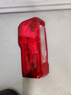 2017 , 2018 , 2019 Ford F250 and F350 driver side tail light