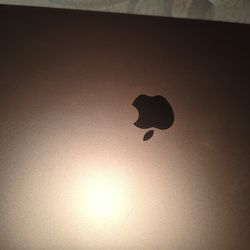 Rose Gold MacBook Air M1 512gb