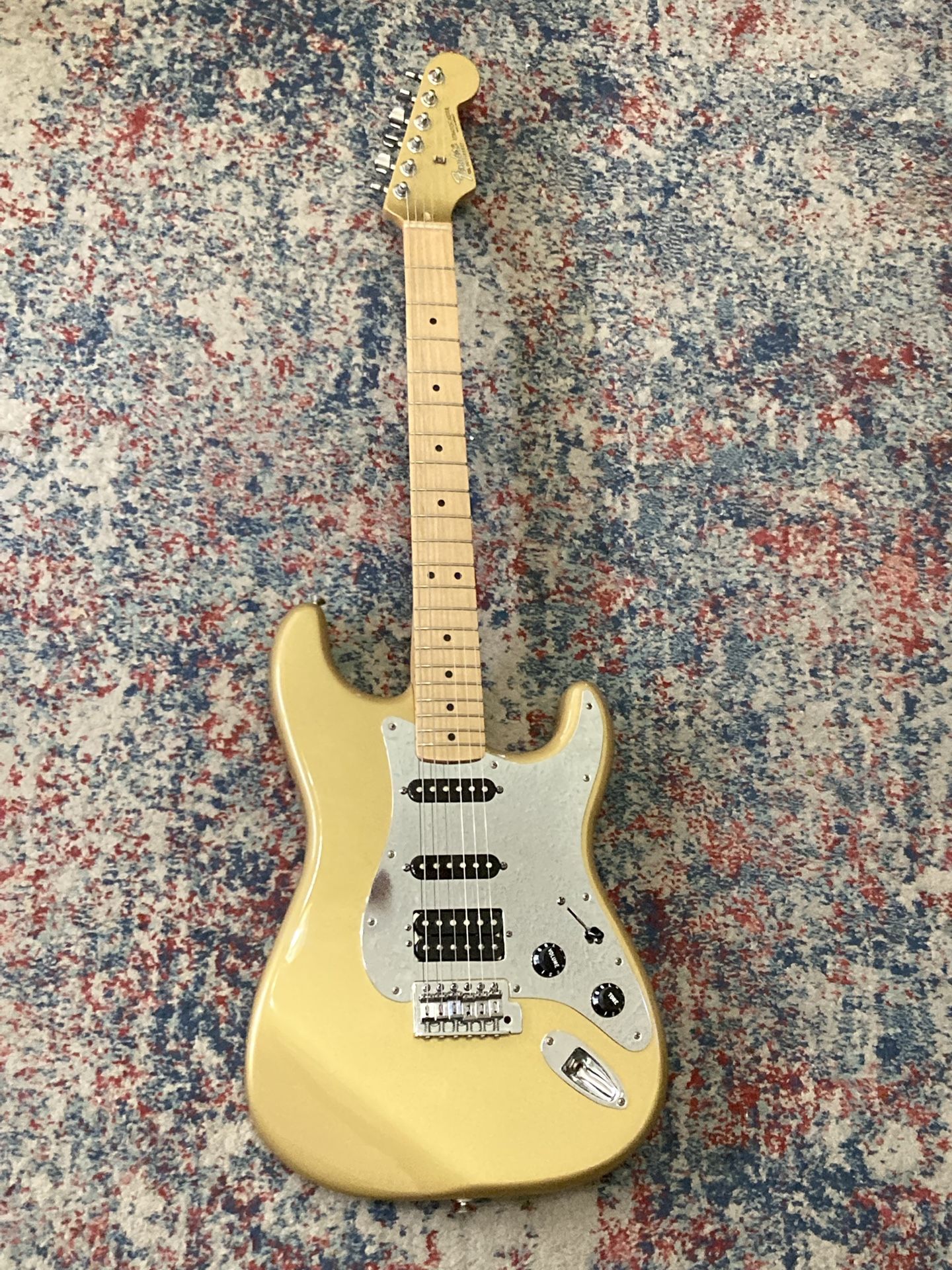 1/500 Rare Fender Sister Stratocaster Gold Guitar 