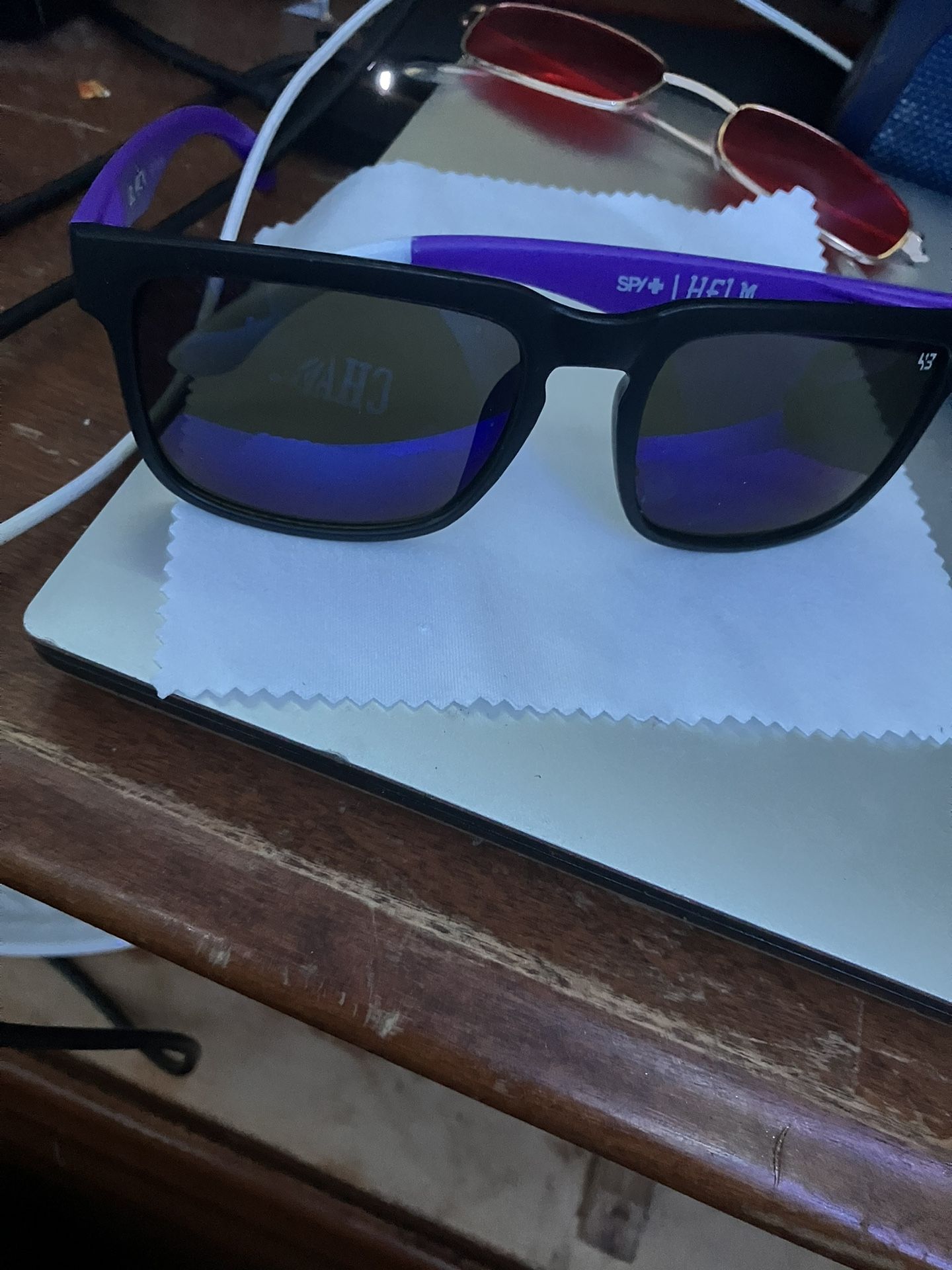 Purple/black Sunglasses 