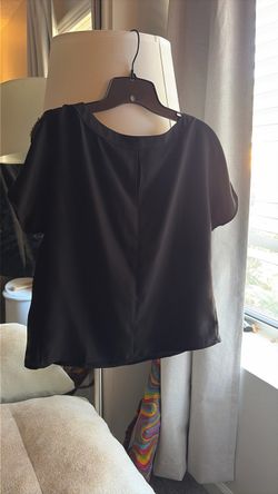 Banana republic size, small silky, short sleeve shirt