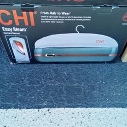 Portable Clothes Steamer