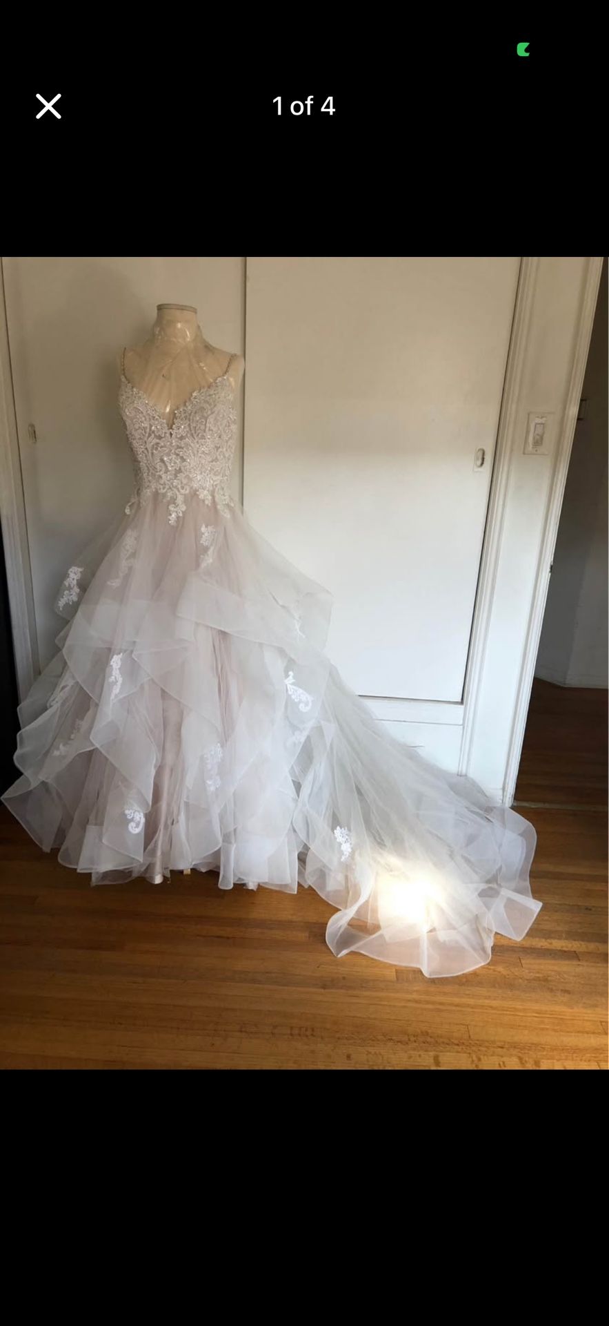 Wedding  Gown Dress Like New 