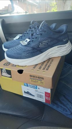 Skechers mens blue size 10.5