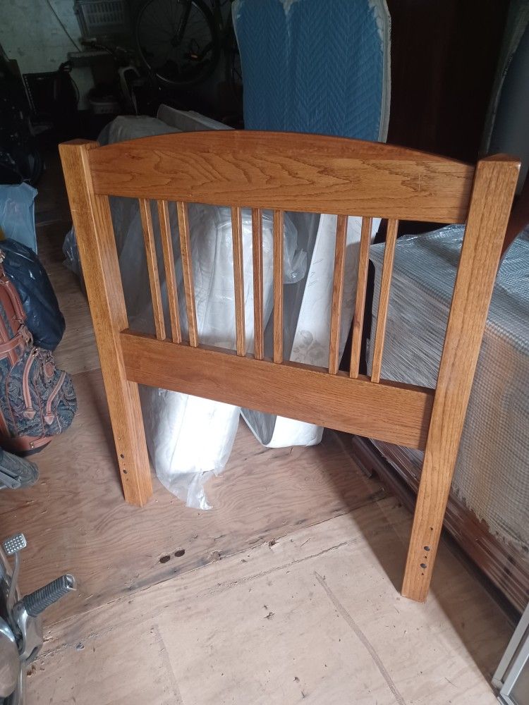 Twin Bed
