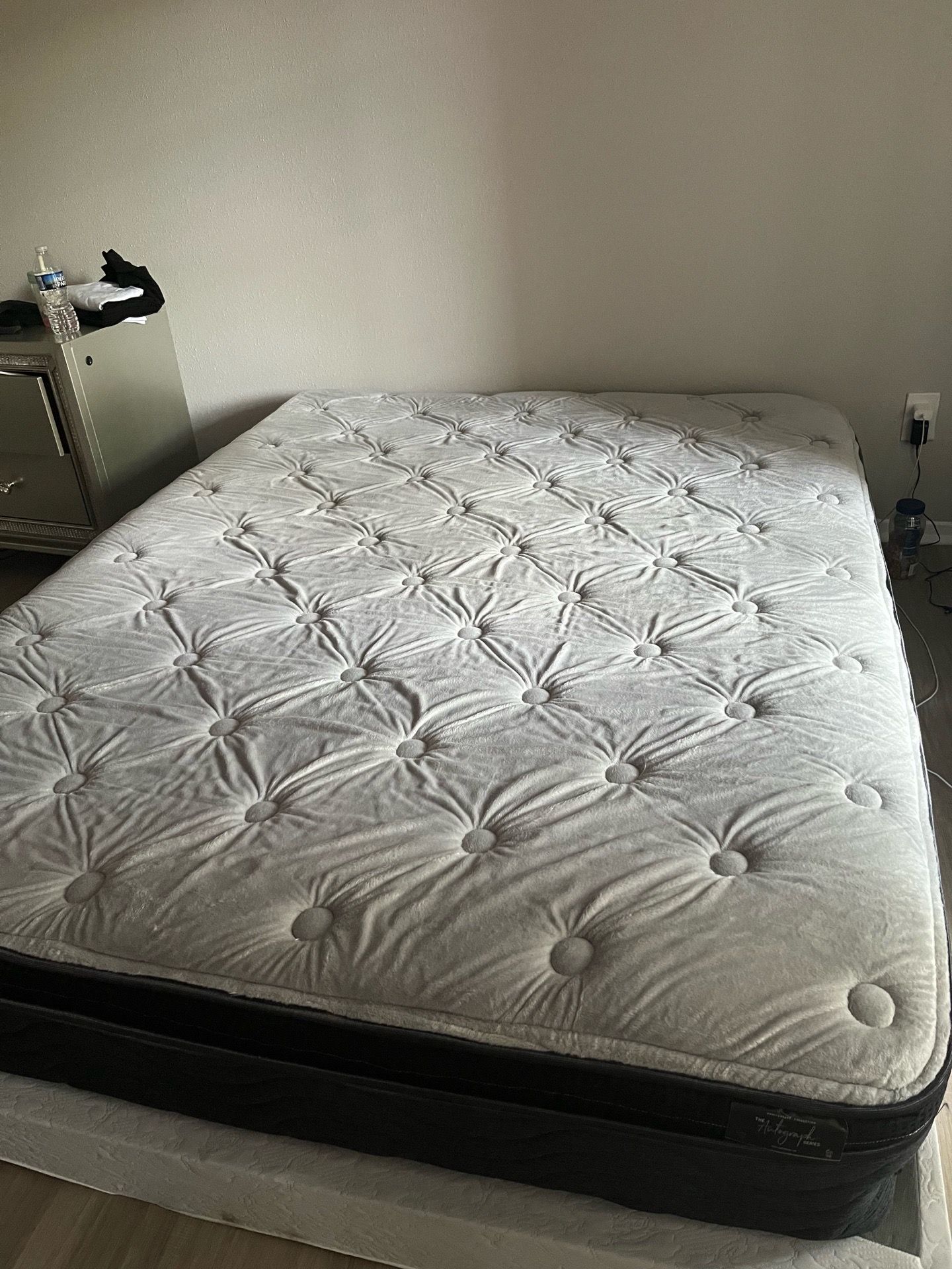Queen mattress