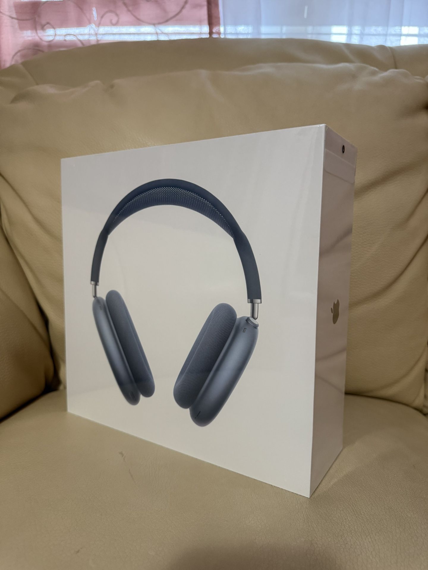 AirPod Pro Max Blue