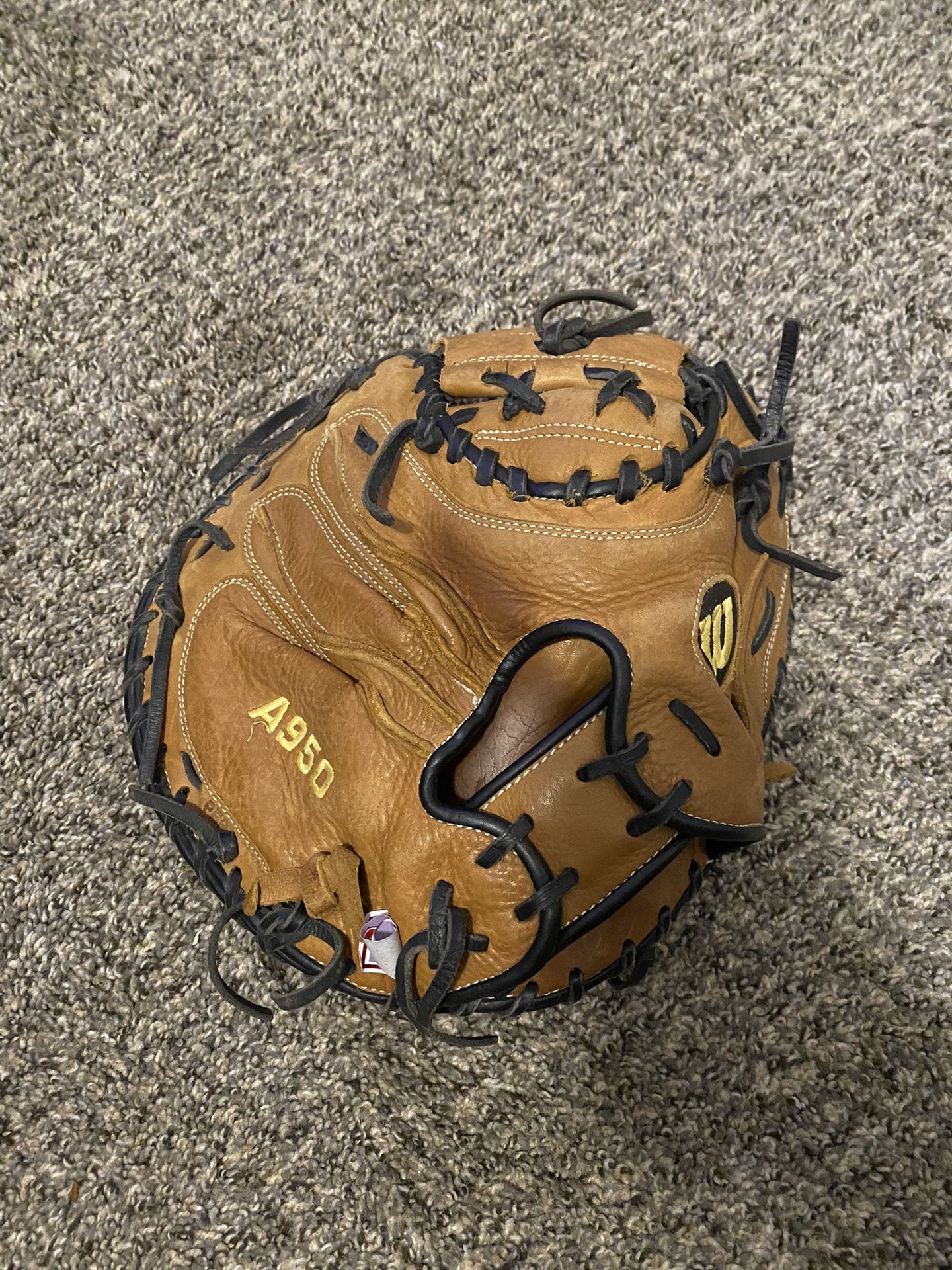 Wilson A950 A09RB20DCM 34” Brown Catcher’s Mitt Glove Baseball LH