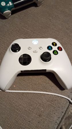 White Xbox One series s digital