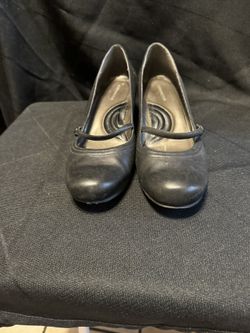 Women’s Black Shoes