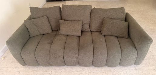 green couch for free