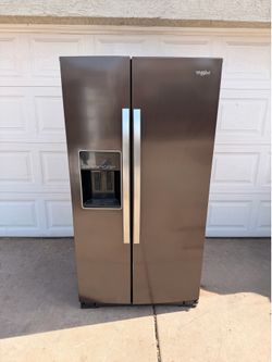 Refrigerator Black Stainless 60 Day Warranty
