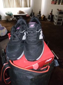 WOMEN NB STEEL TOED