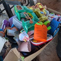 EVERYTHING MUST GO 