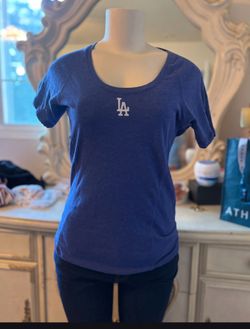 Small dodgers shirt