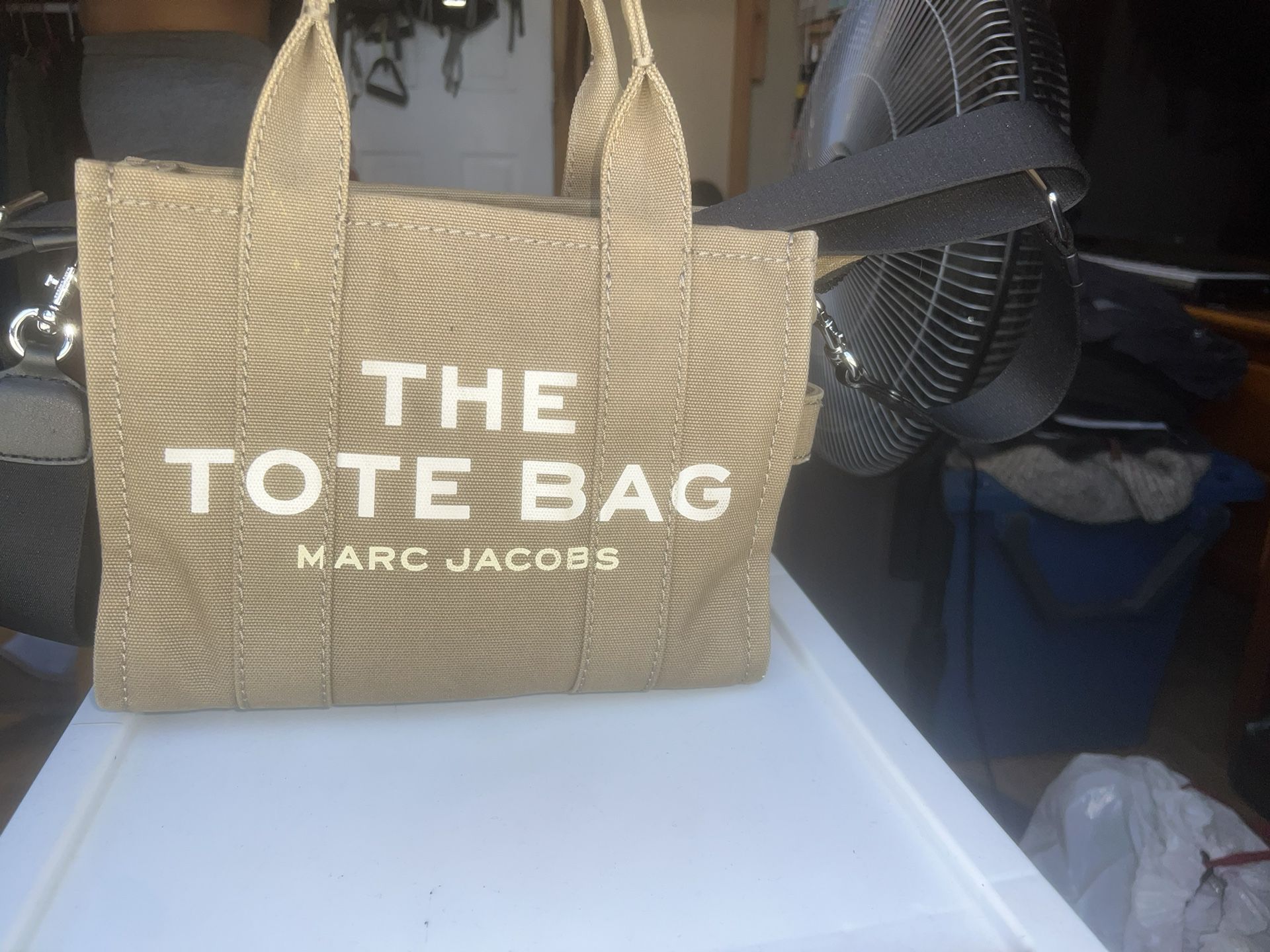Pink Marc Jacobs Tote bag for Sale in Los Angeles, CA - OfferUp