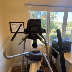 Precor EFX 447
