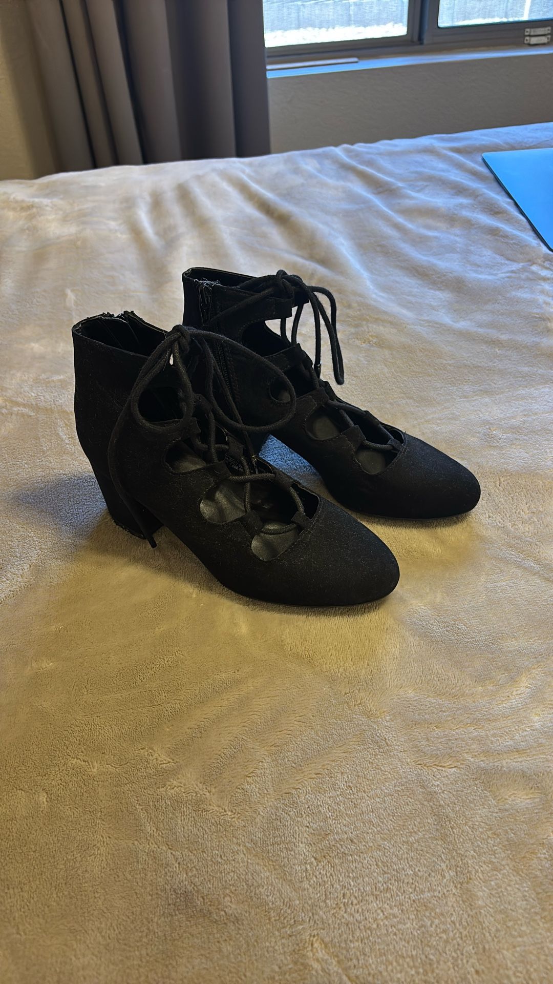 Women's Black Heels