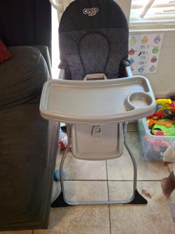Cosco Kids Baby High Chair – Gray & Black