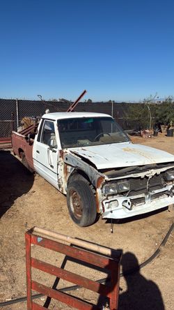 1984 Nissan Pickup