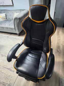 Black & Orange Gaming Chair with Retractable Footrest