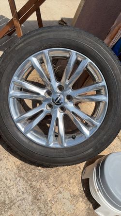 Chrysler tires and rims