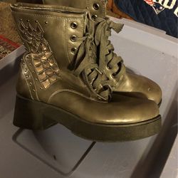 Yoki Era-12 Lace Up Ankle Boots. Size 6