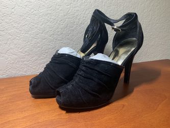 Mark by Avon Suede heels
