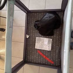 Cosco Kids Funsport Portable Compact Baby Play Yard with no carrying bag