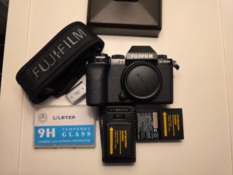Fujifilm X-S10 camera