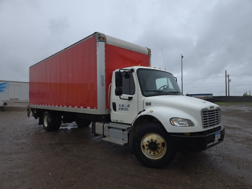 2013 Freightliner M206