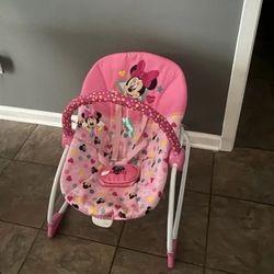 Minnie Mouse Bouncer
