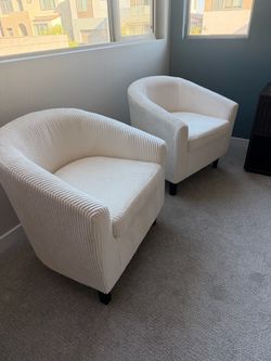 Accent chairs