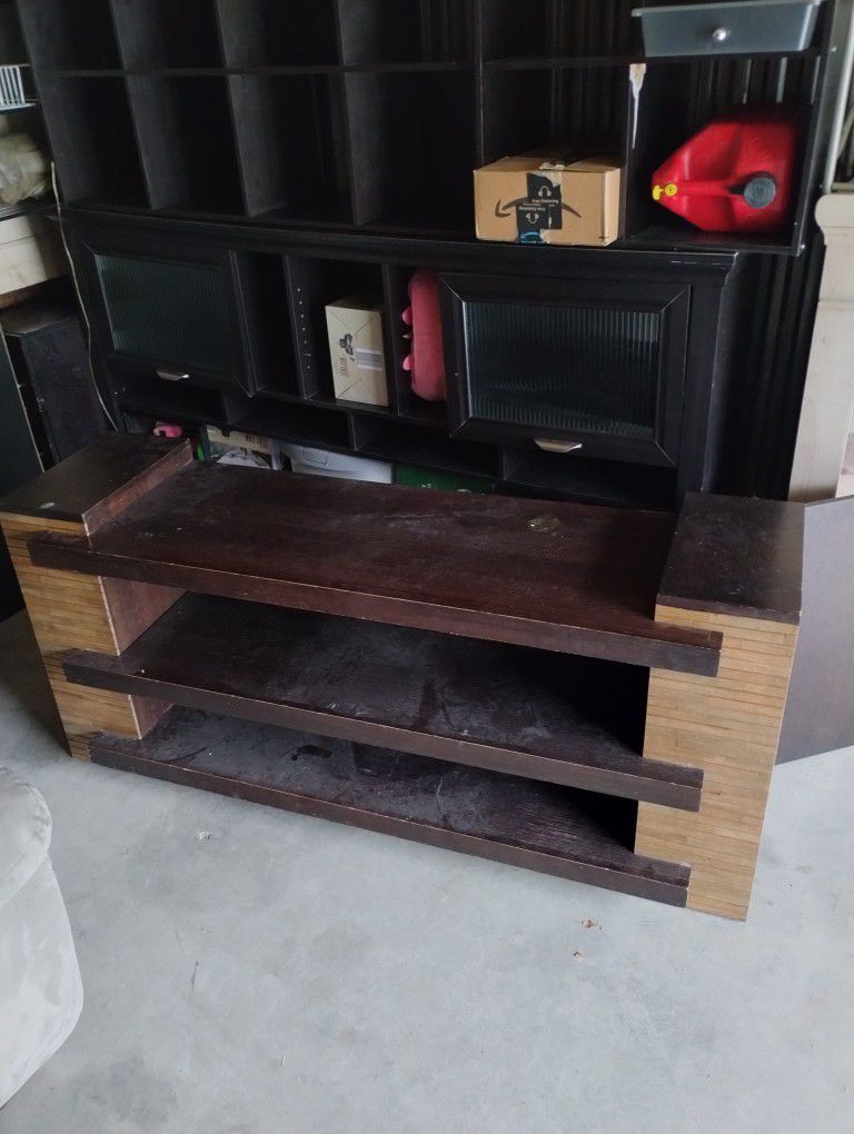 Tv Stand/Entertainment Center Brown With Shelves 
