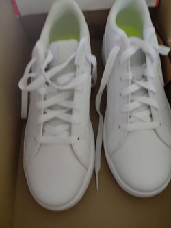 Women's Nike courts size 9.5