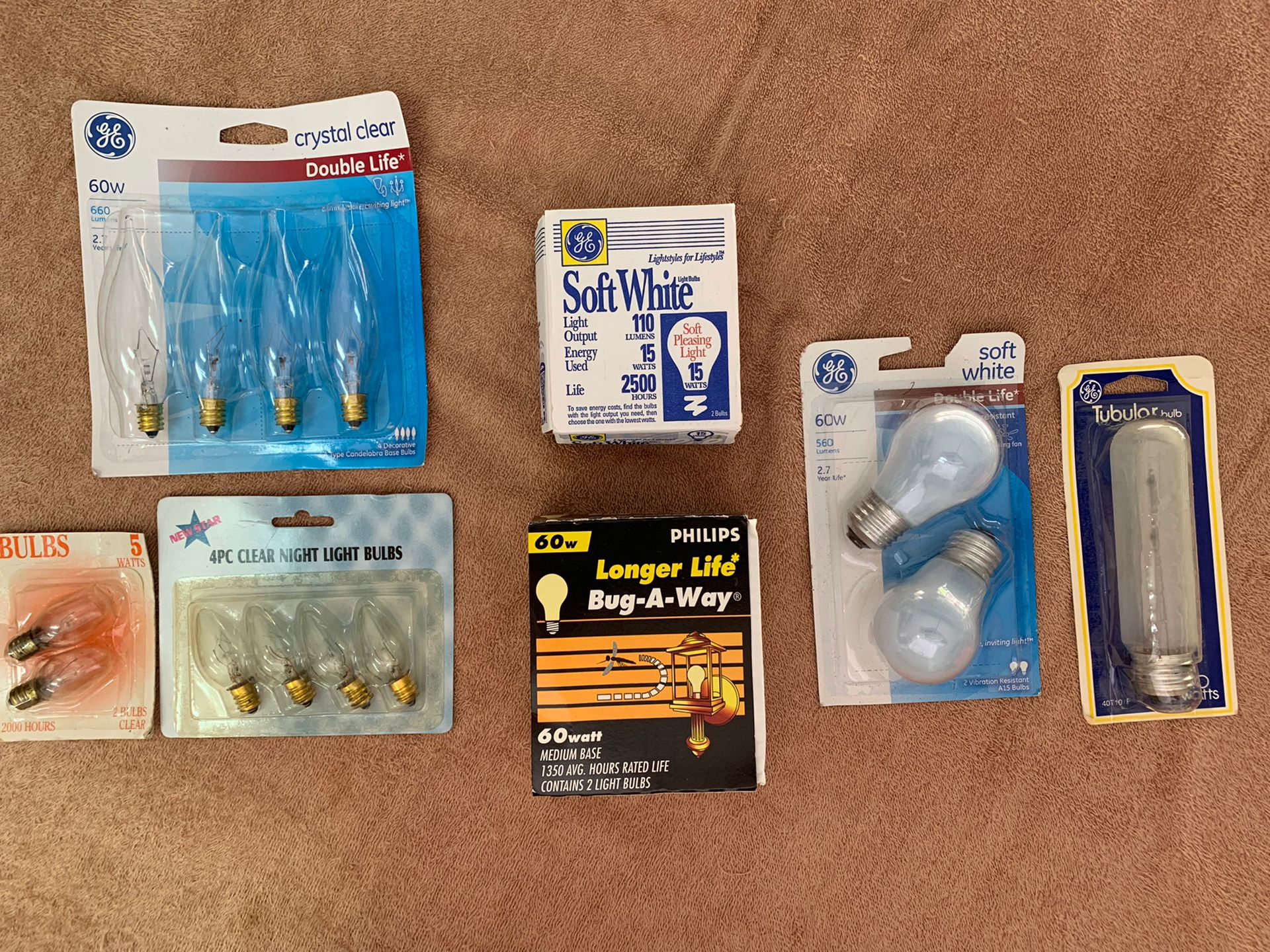17 NEW-Assorted Light Bulbs