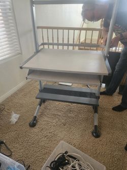 Computer Table Excellent Condition.