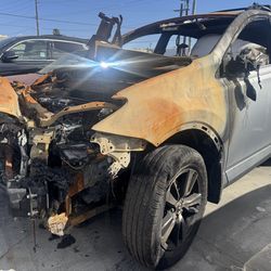2018 TOYOTA RAV4 PARTS ONLY