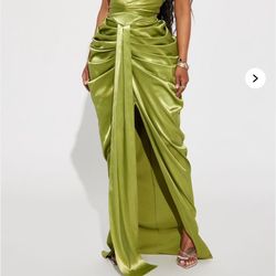 Green Gown Size S 
