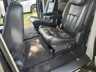 Town and country,  van